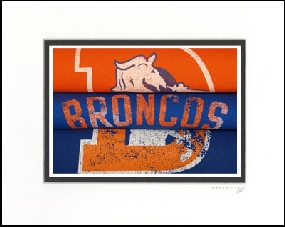 Denver Broncos Vintage T-Shirt Sports Art